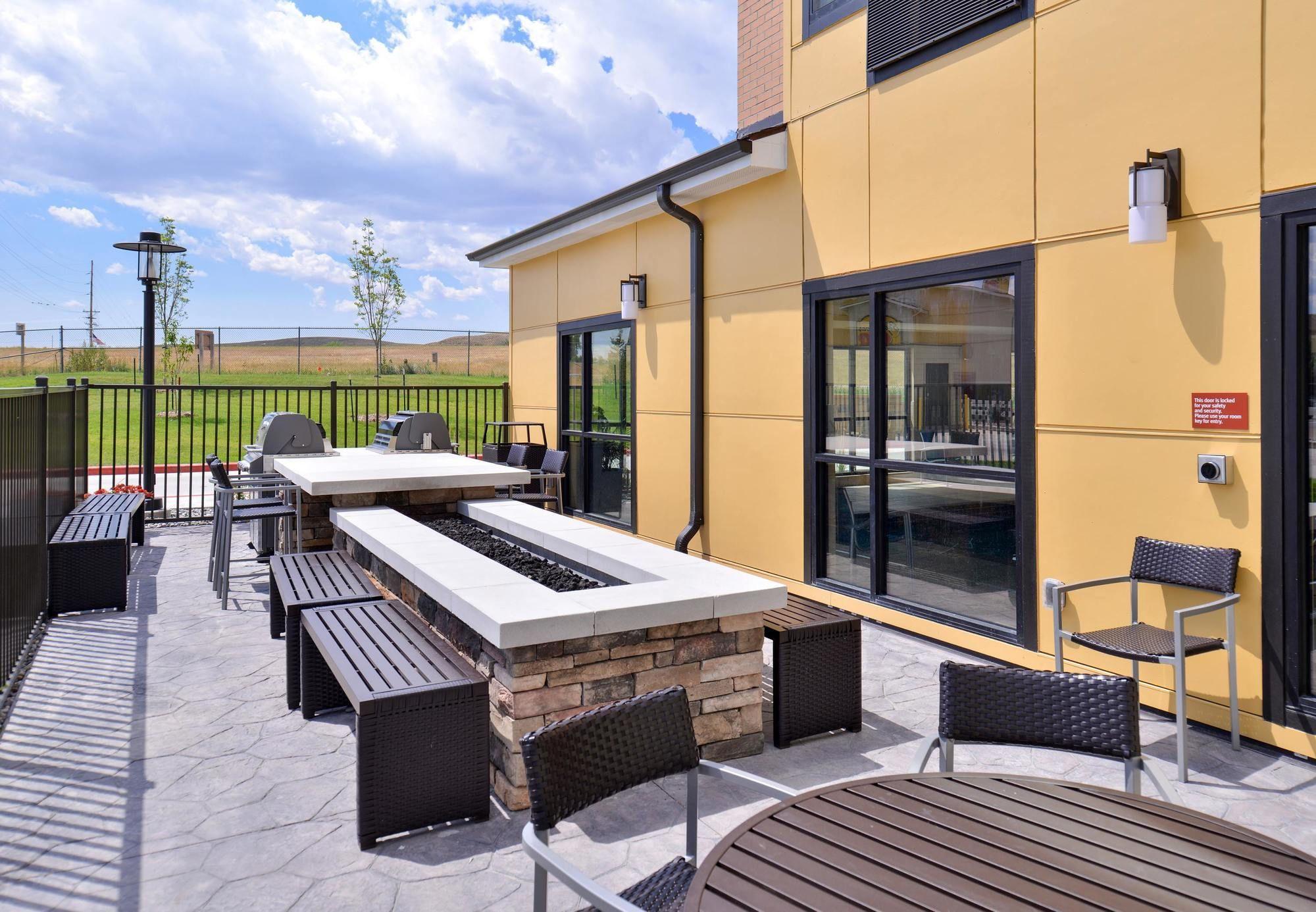 Towneplace Suites By Marriott Gillette Εξωτερικό φωτογραφία
