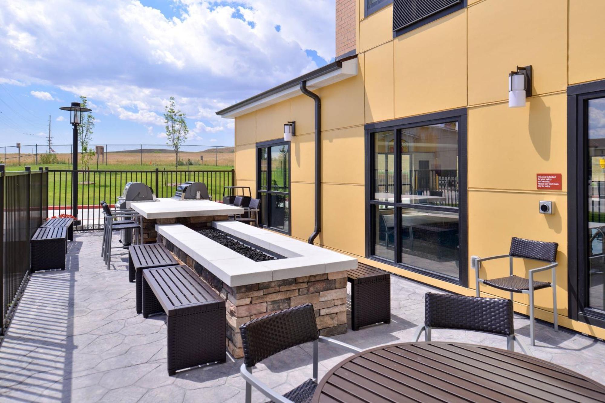Towneplace Suites By Marriott Gillette Εξωτερικό φωτογραφία